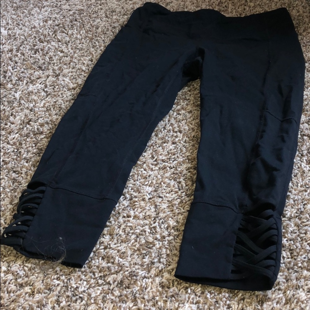 Athleta women’s cropped leggings